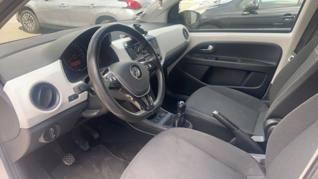 Volkswagen Up! image 2