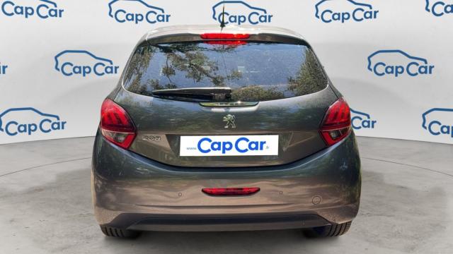 Peugeot 208 image 8