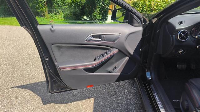 Mercedes Benz Classe Gla image 9
