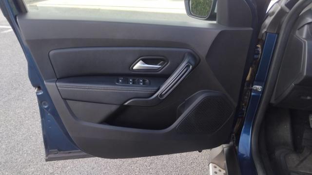 Dacia Duster image 8
