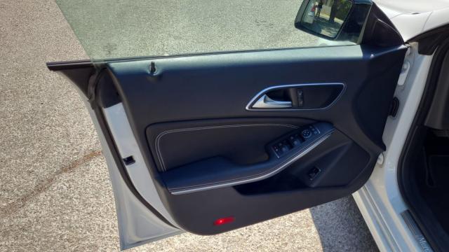 Mercedes Benz Cla Shooting Brake image 3