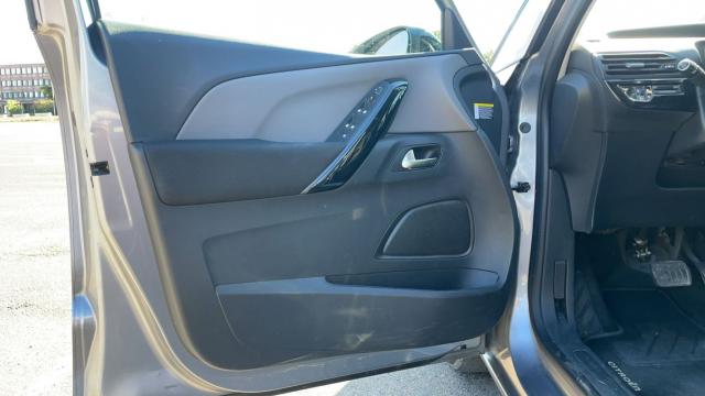 Citroen C4 Picasso image 2