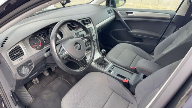 Volkswagen Golf image 3