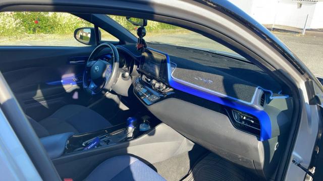 Toyota C-Hr image 1