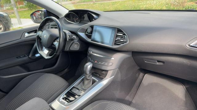 Peugeot 308 image 4