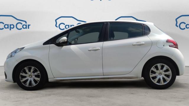 Peugeot 208 image 1