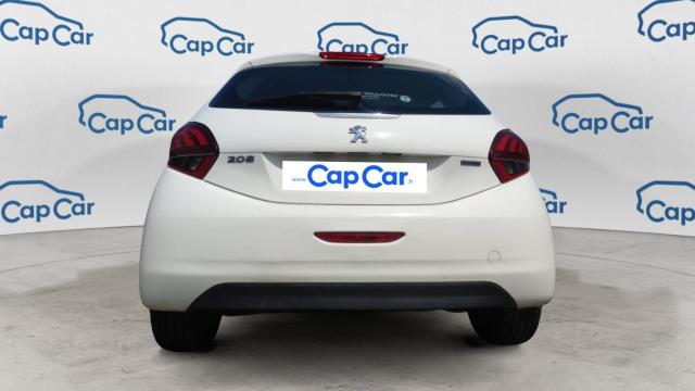Peugeot 208 image 9