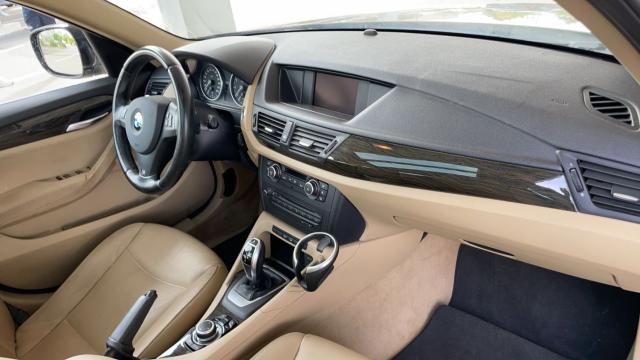 Bmw X1 image 2