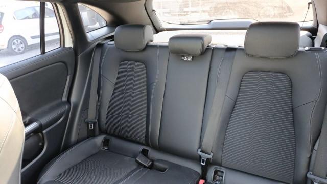 Mercedes Benz Classe Gla image 2