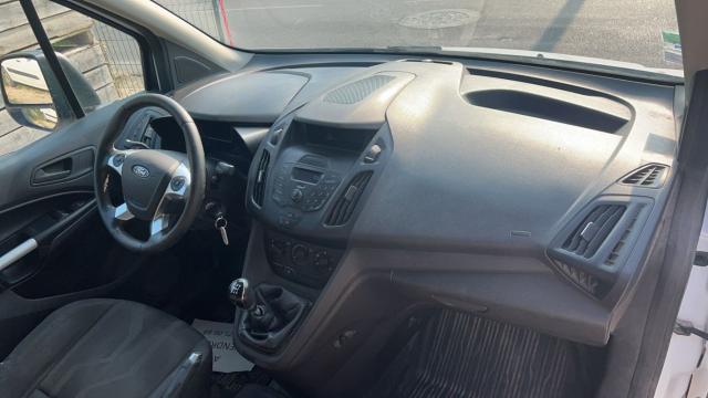 Ford Transit Connect image 8