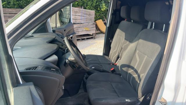 Ford Transit Connect image 3