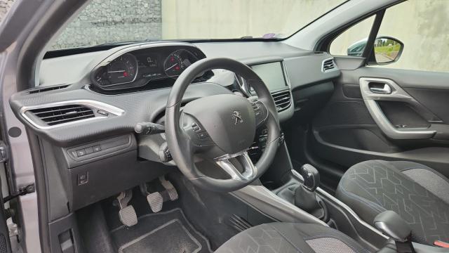 Peugeot 2008 image 9