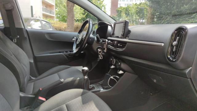 Kia Picanto image 5