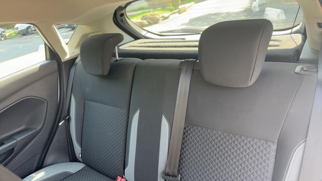 Ford Fiesta image 3