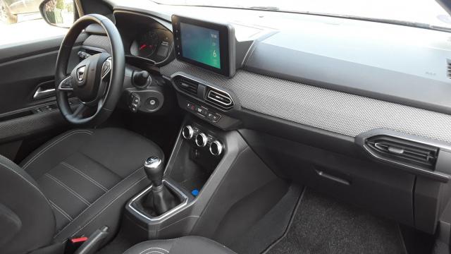 Dacia Sandero image 2