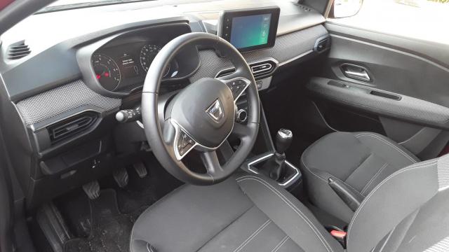 Dacia Sandero image 4