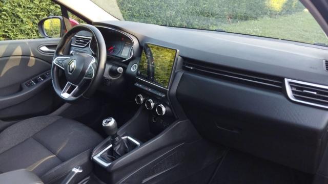 Renault Clio image 2