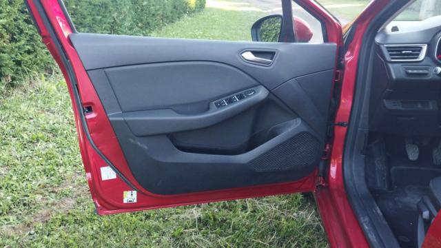 Renault Clio image 1