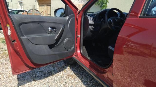 Dacia Sandero image 2