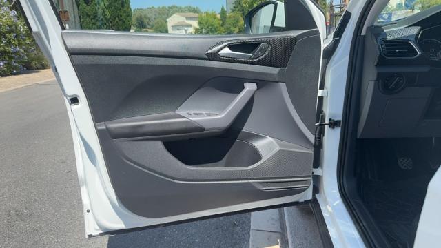 Volkswagen T-Cross image 9