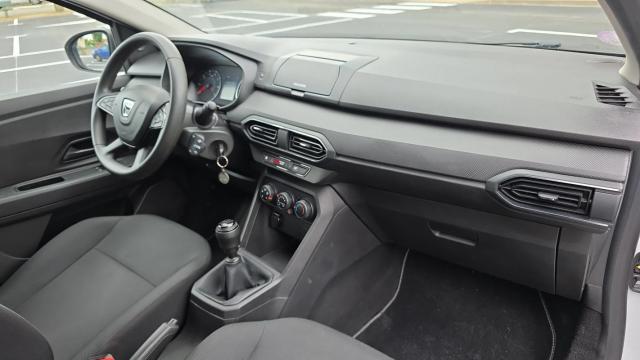 Dacia Sandero image 2