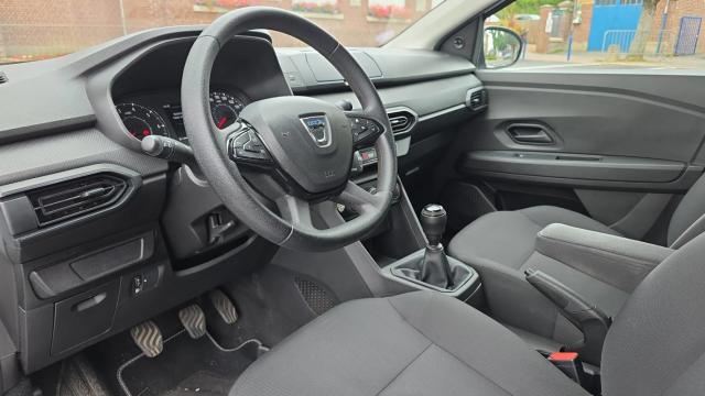 Dacia Sandero image 8