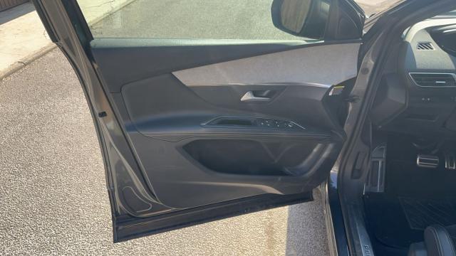Peugeot 3008 image 9