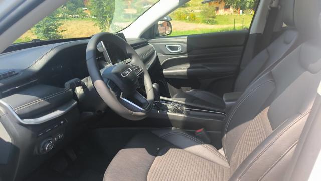 Jeep Compass image 8