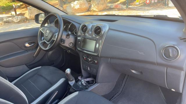 Dacia Sandero image 2