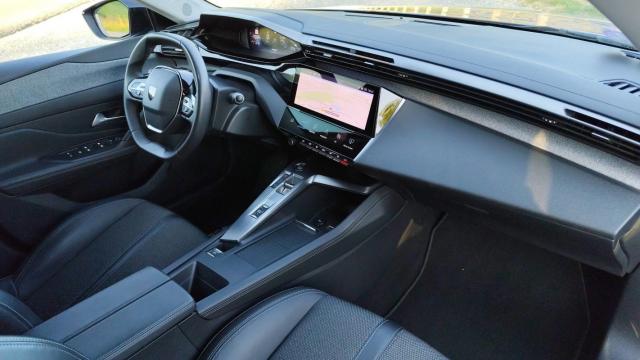 Peugeot 308 image 9