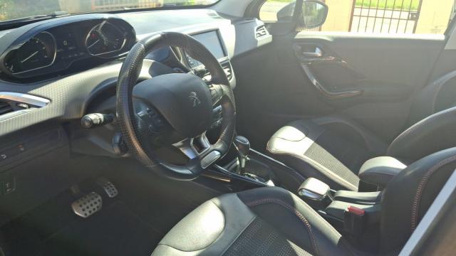 Peugeot 2008 image 5