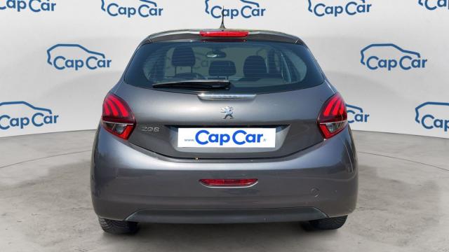Peugeot 208 image 1