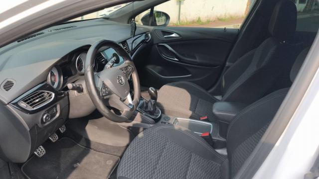 Opel Astra image 7