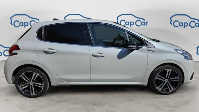 Peugeot 208 image 9