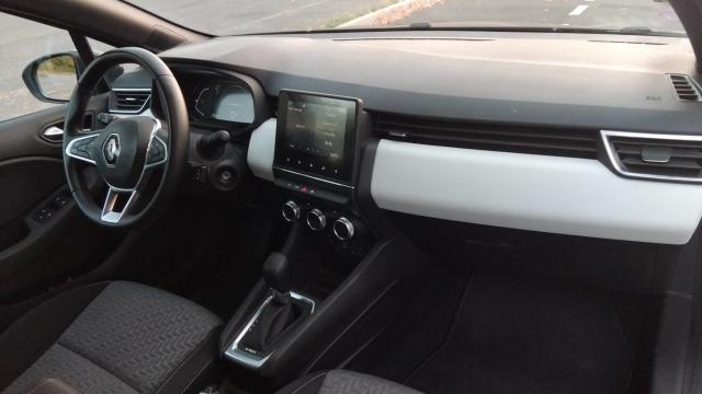 Renault Clio image 2