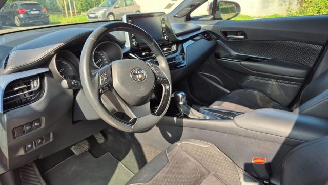 Toyota C-Hr image 3
