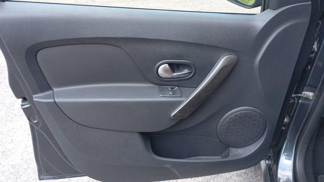 Dacia Sandero image 5