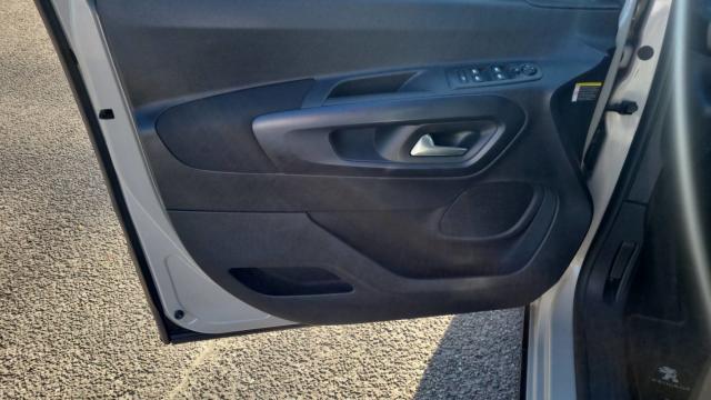 Peugeot Rifter image 8