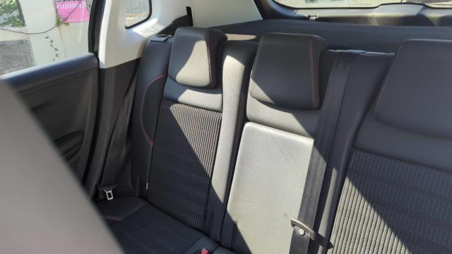 Peugeot 2008 image 3