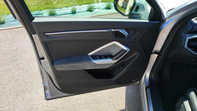 Audi Q3 image 4