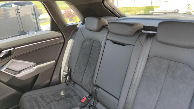 Audi Q3 image 1