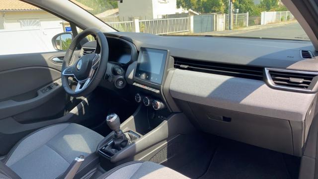 Renault Clio image 1