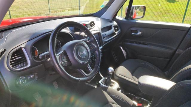 Jeep Renegade image 3