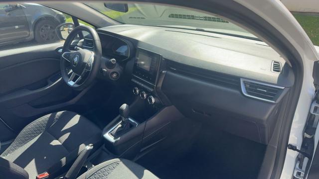 Renault Clio image 6