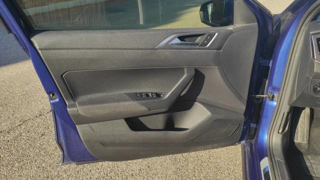 Volkswagen Polo image 8