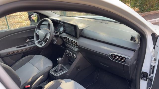 Dacia Sandero image 4