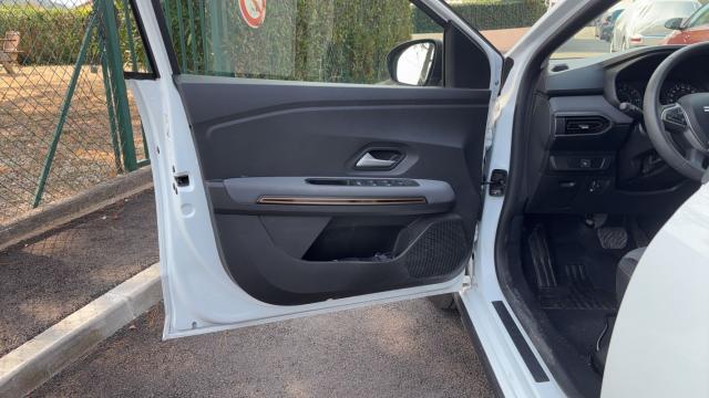 Dacia Sandero image 9