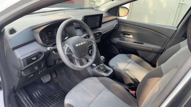 Dacia Sandero image 8