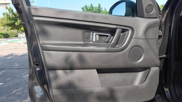 Land Rover Discovery Sport image 6