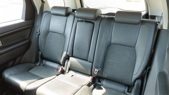 Land Rover Discovery Sport image 3